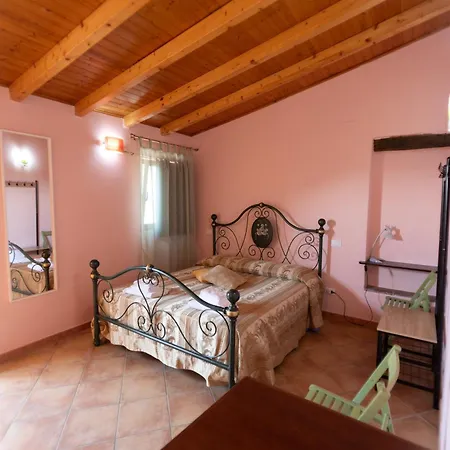 Vakantieboerderij Il Casale Santa Lucia del Mela